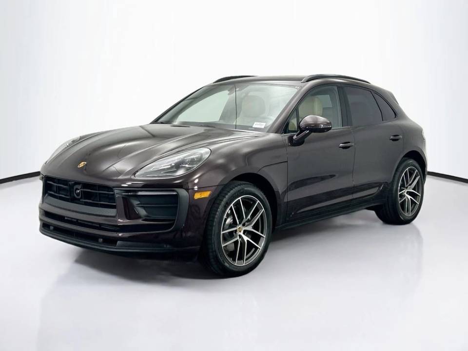 2026 Porsche Macan Base