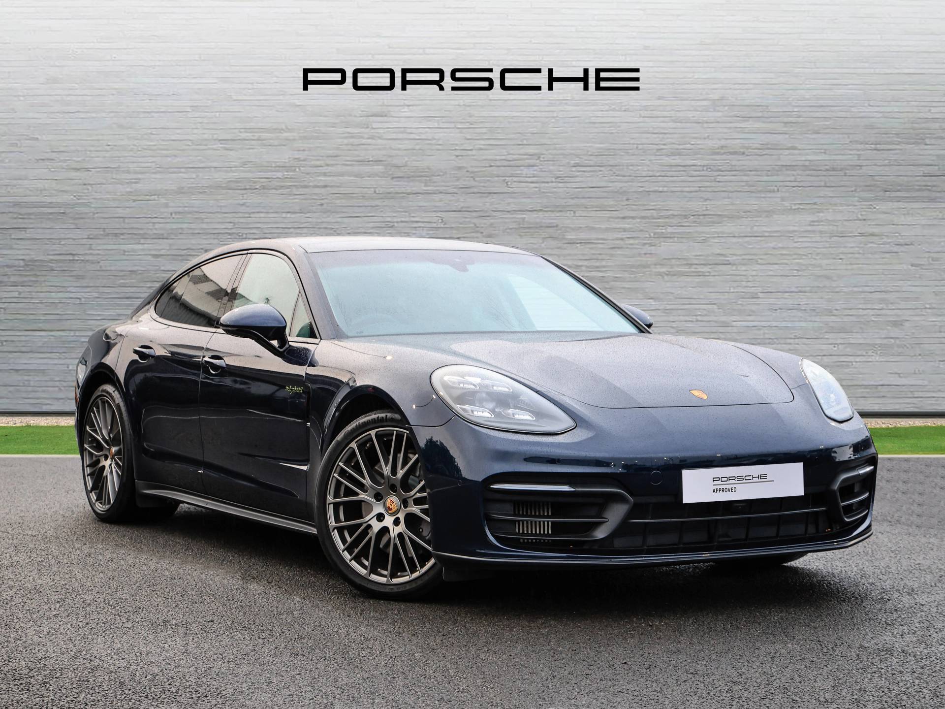 Panamera 4 E-Hybrid, photo 1 of 29