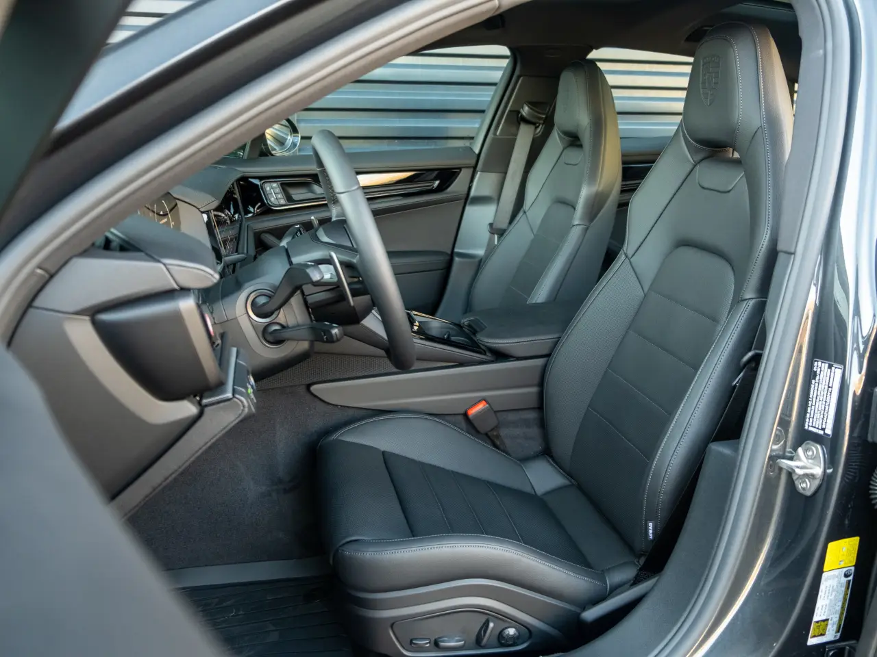 2026 Porsche Panamera Base - Photo 40