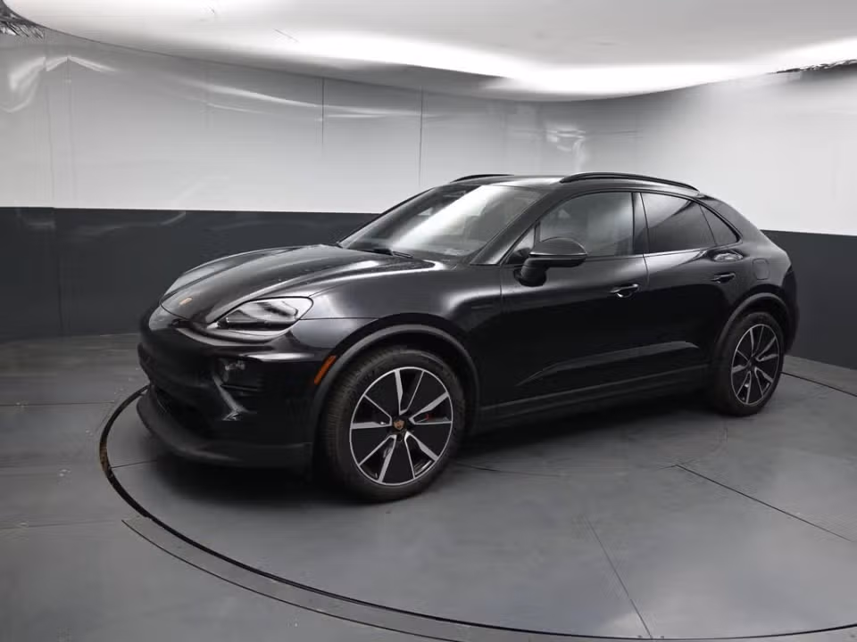 2025 Porsche Macan S - Photo 27