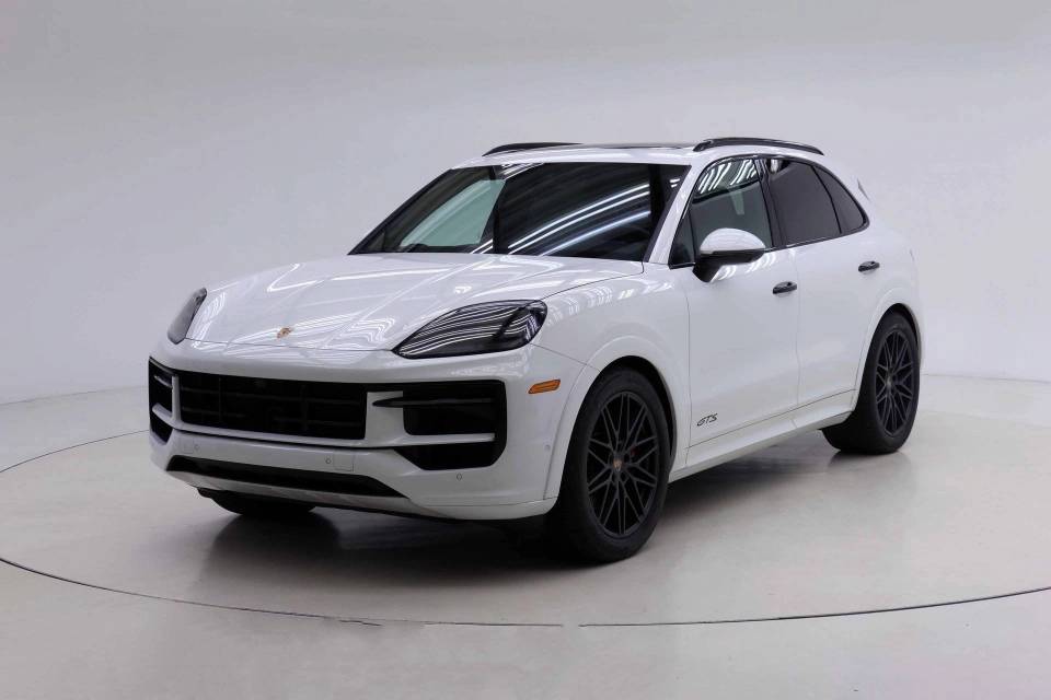 2025 Porsche Cayenne GTS