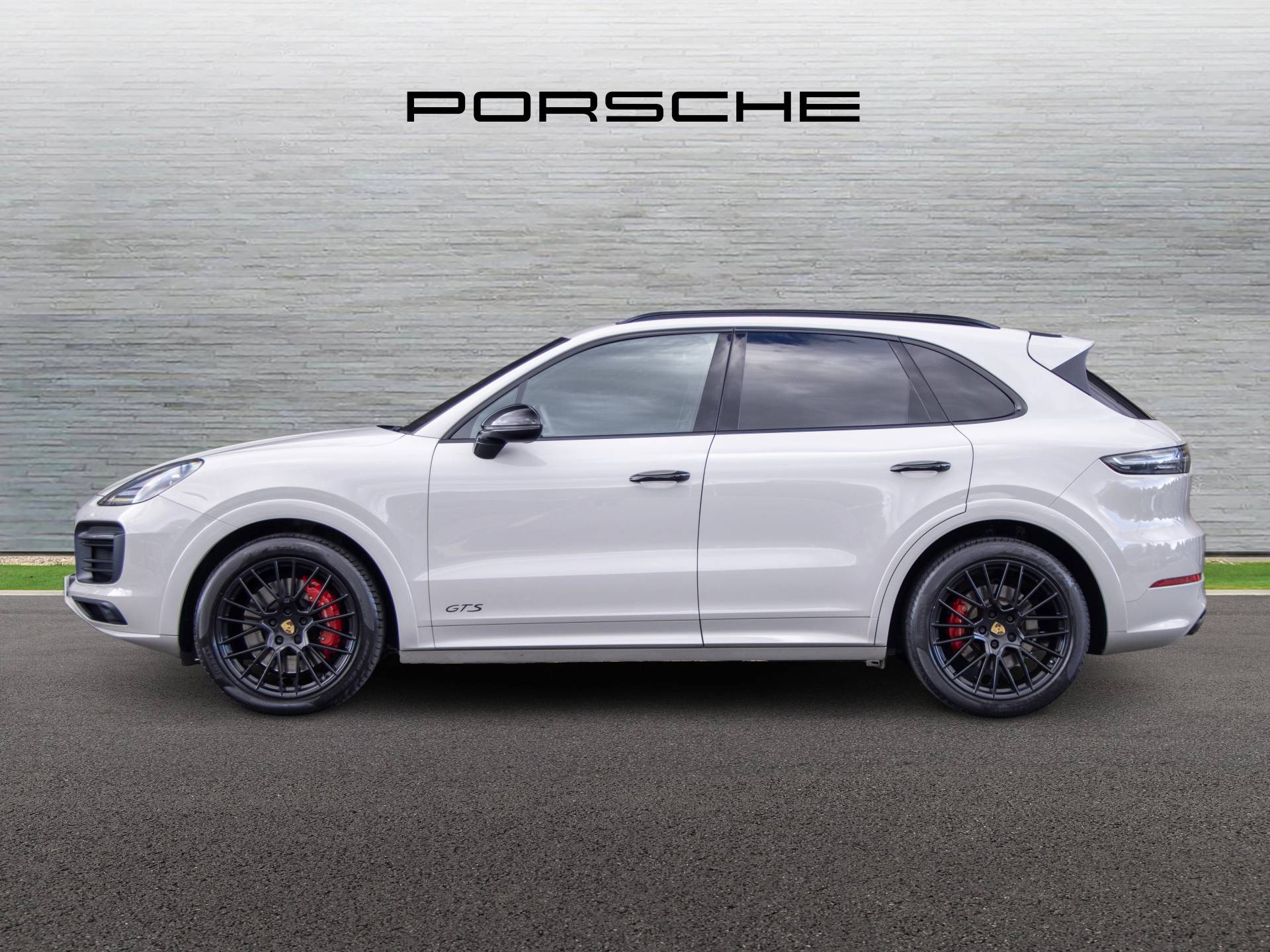 Cayenne GTS, photo 2 of 33