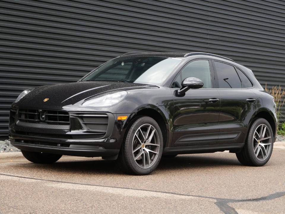 2026 Porsche Macan T