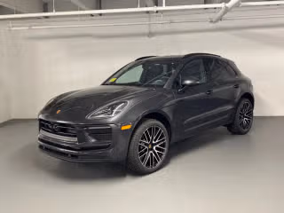 2026 Porsche Macan's photo