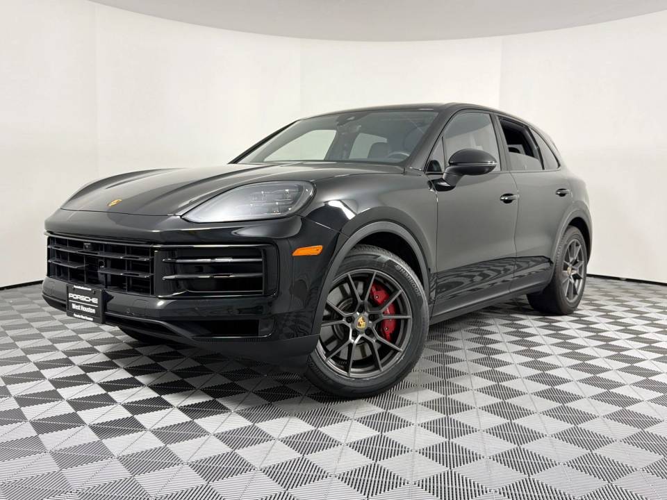 2024 Porsche Cayenne S