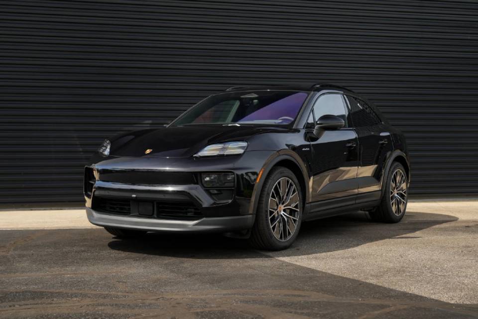 2026 Porsche Macan