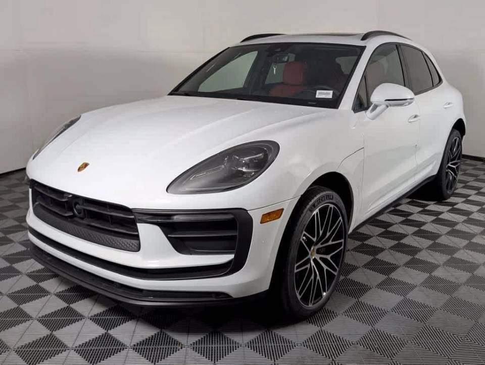 2026 Porsche Macan