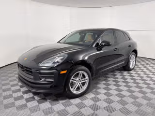 2026 Porsche Macan's photo