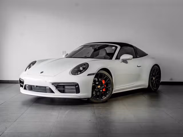 2024 Porsche 911 GTS - Photo 2