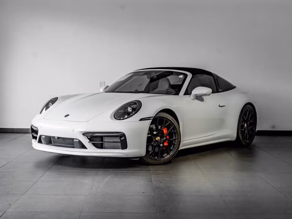 2024 Porsche 911 GTS - Photo 3