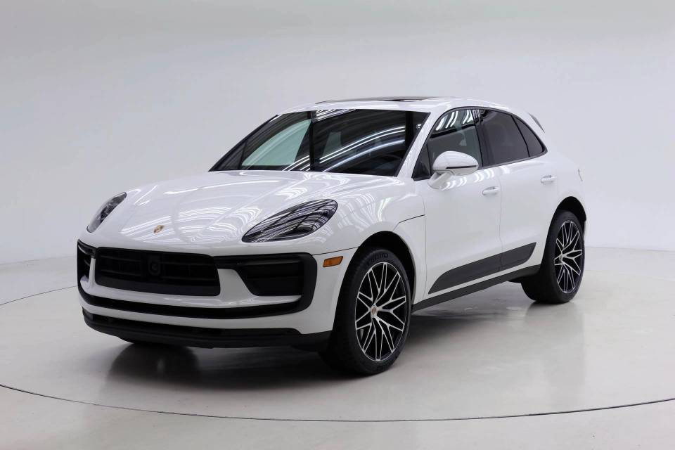 2023 Porsche Macan