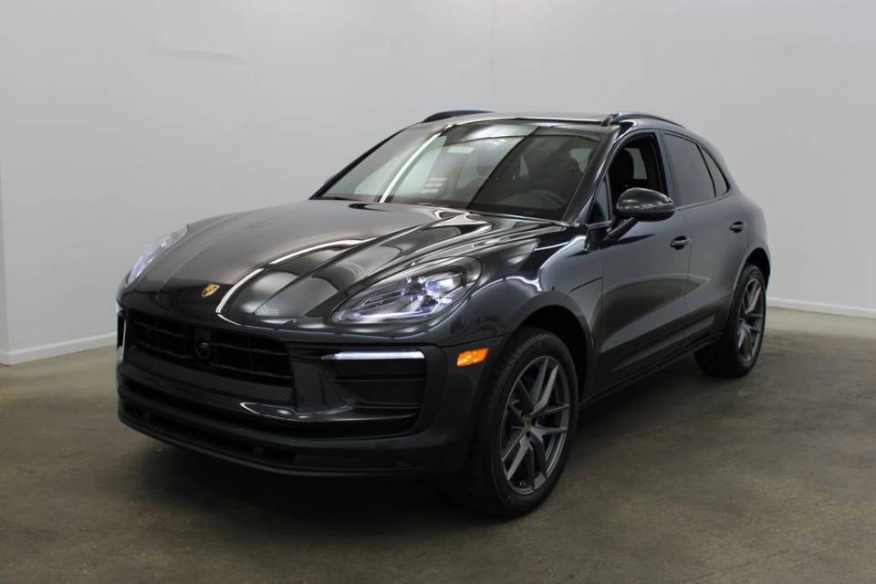 2026 Porsche Macan