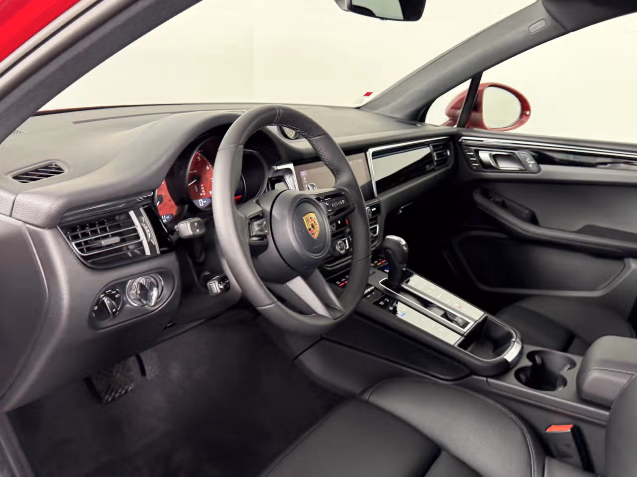 2026 Porsche Macan S - Photo 28
