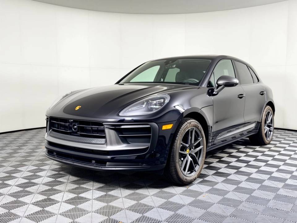 2026 Porsche Macan