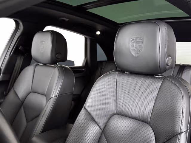 2026 Porsche Macan S - Photo 34