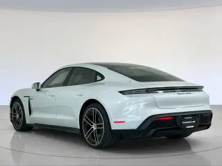 2026 Porsche Taycan GTS - Photo 21