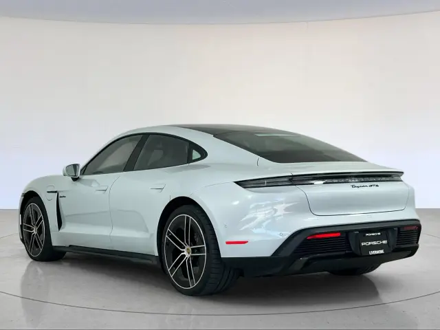 2026 Porsche Taycan GTS - Photo 22