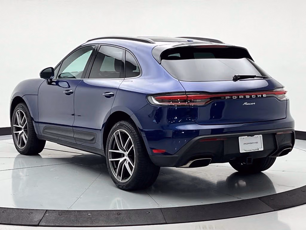 2025 Porsche Macan Base - Photo 20