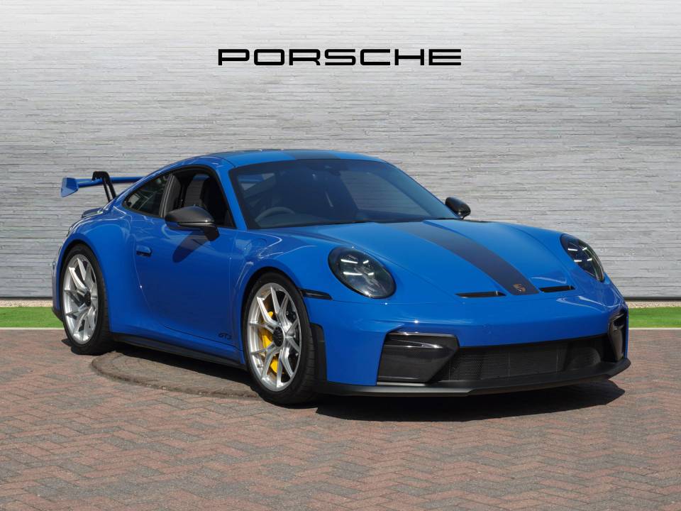 2025 PORSCHE 911
