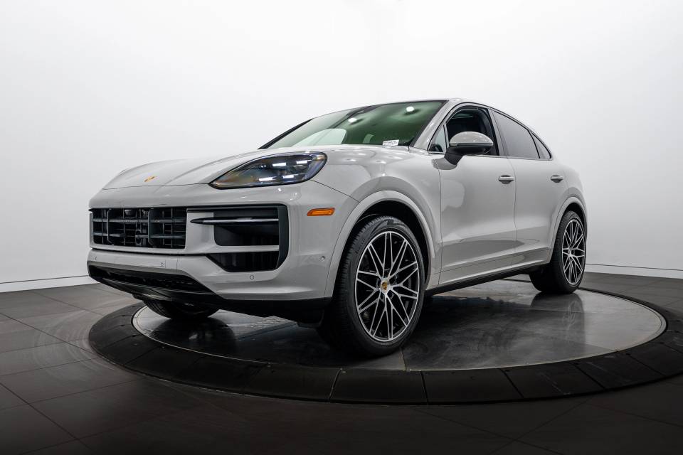 2024 Porsche Cayenne Coup Base