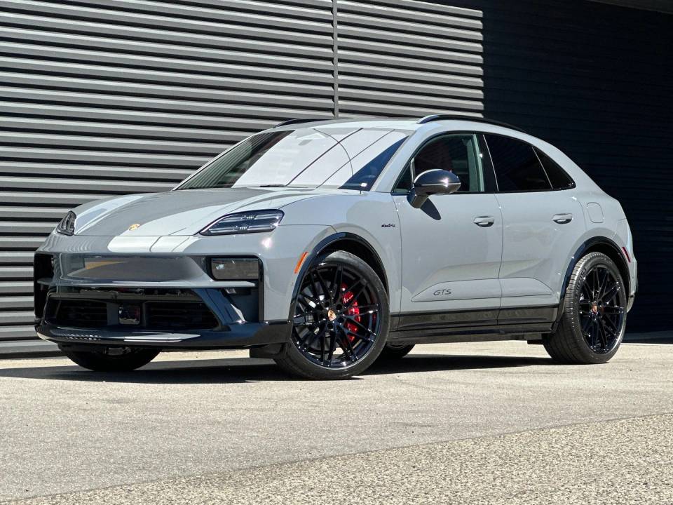 2026 Porsche Macan