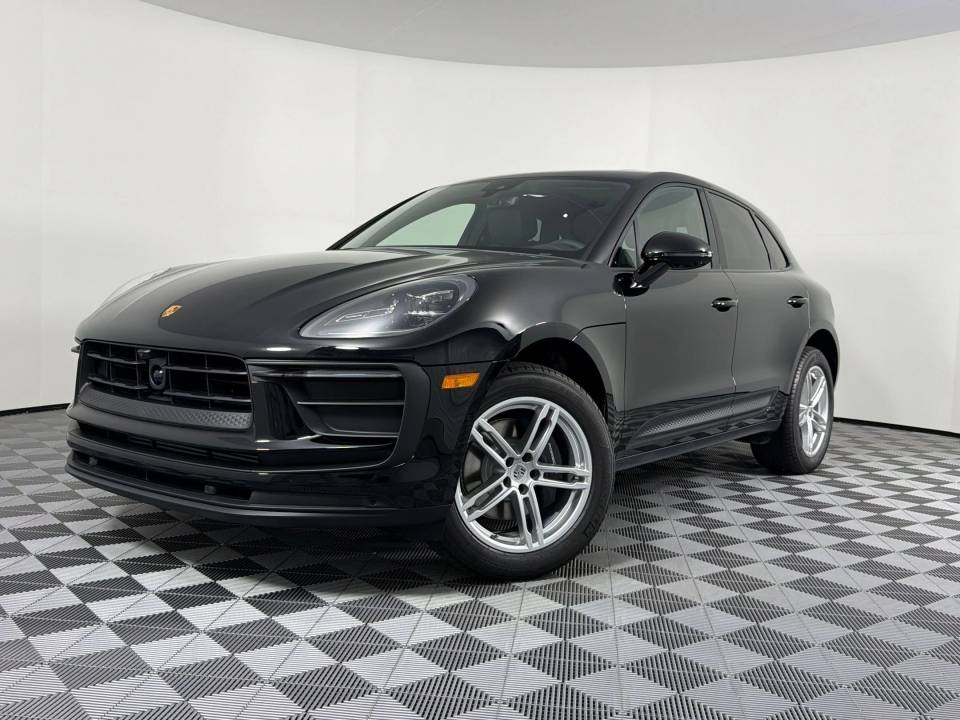 2026 Porsche Macan