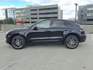 2026 Porsche Macan Base - Photo 13