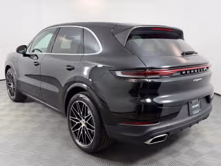 2026 Porsche Cayenne Base - Photo 17