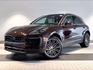 2025 Porsche Macan's photo