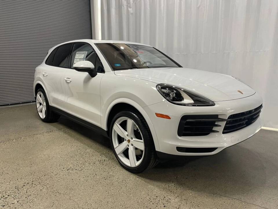 Buy new Porsche Cayenne at Porsche Seattle North