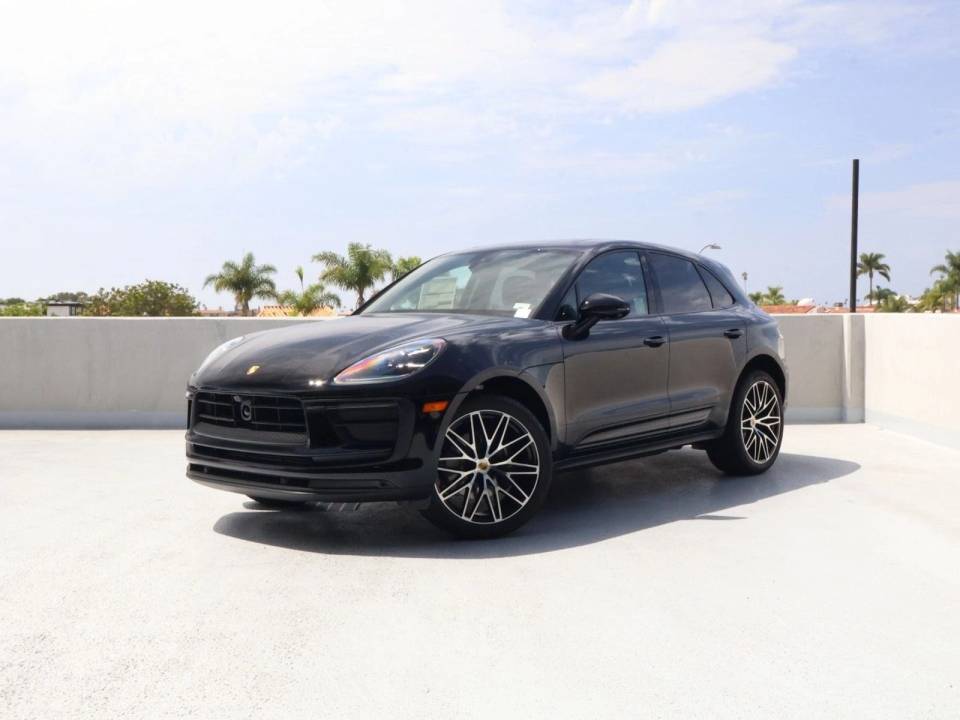 2026 Porsche Macan