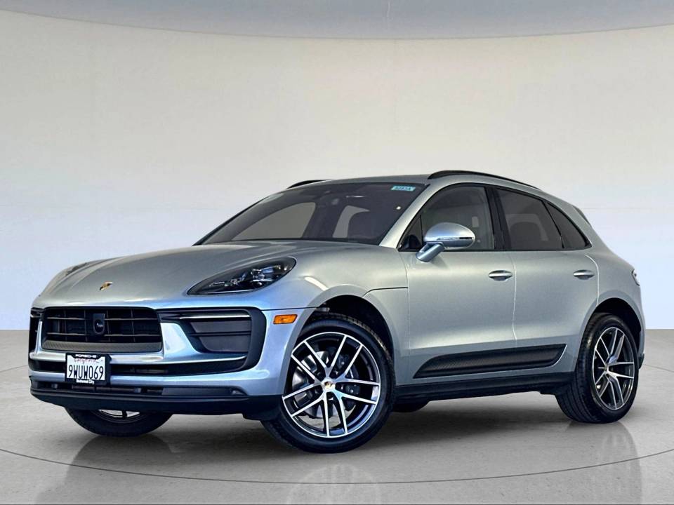 2026 Porsche Macan T