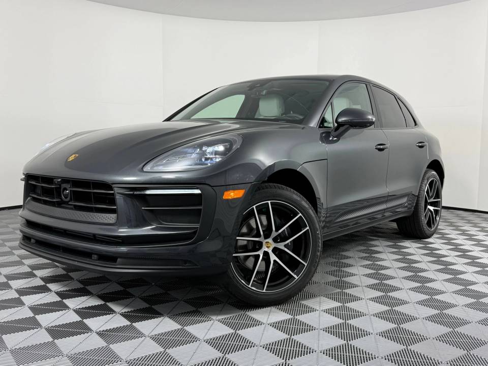 2026 Porsche Macan