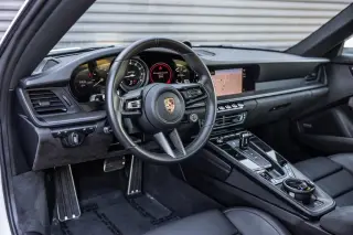 2024 Porsche 911 GTS - Photo 29