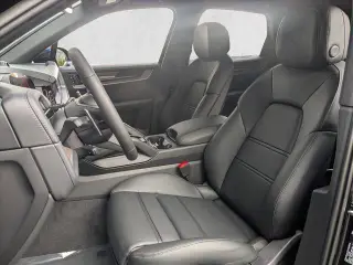 2026 Porsche Cayenne S E-Hybrid - Photo 37