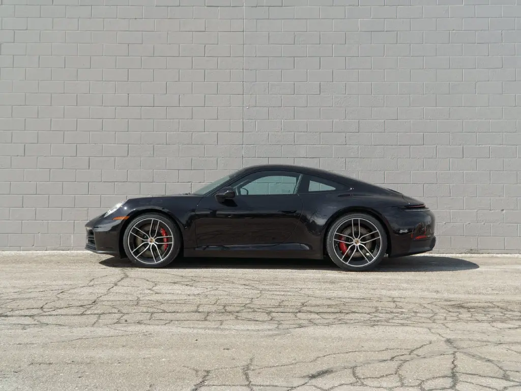 2026 Porsche 911 S - Photo 16