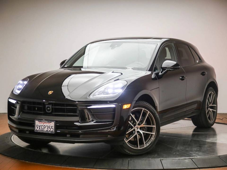 2026 Porsche Macan