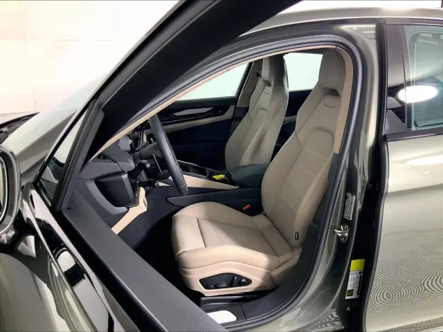 2026 Porsche Panamera Base - Photo 38