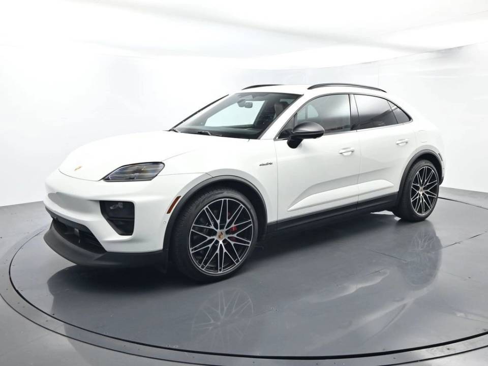 2025 Porsche Macan S