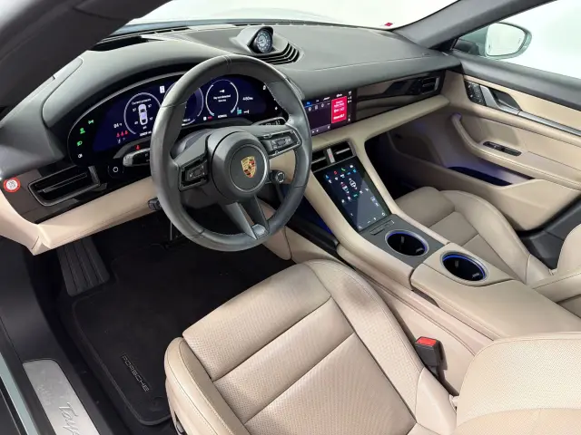2025 Porsche Taycan 30