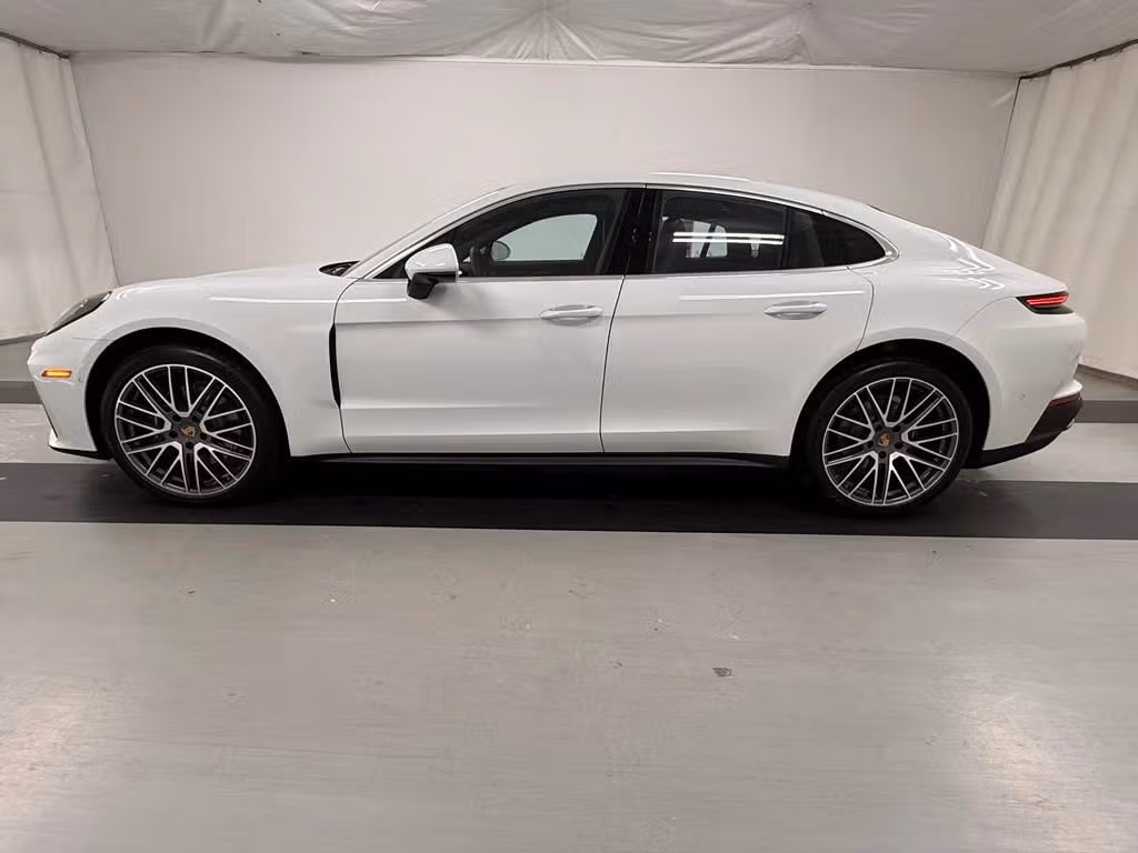 2026 Porsche Panamera Base - Photo 12