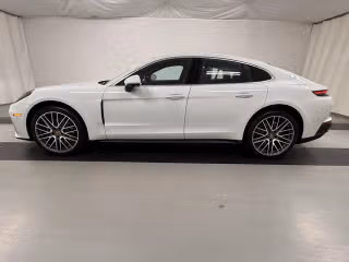 2026 Porsche Panamera Base - Photo 9