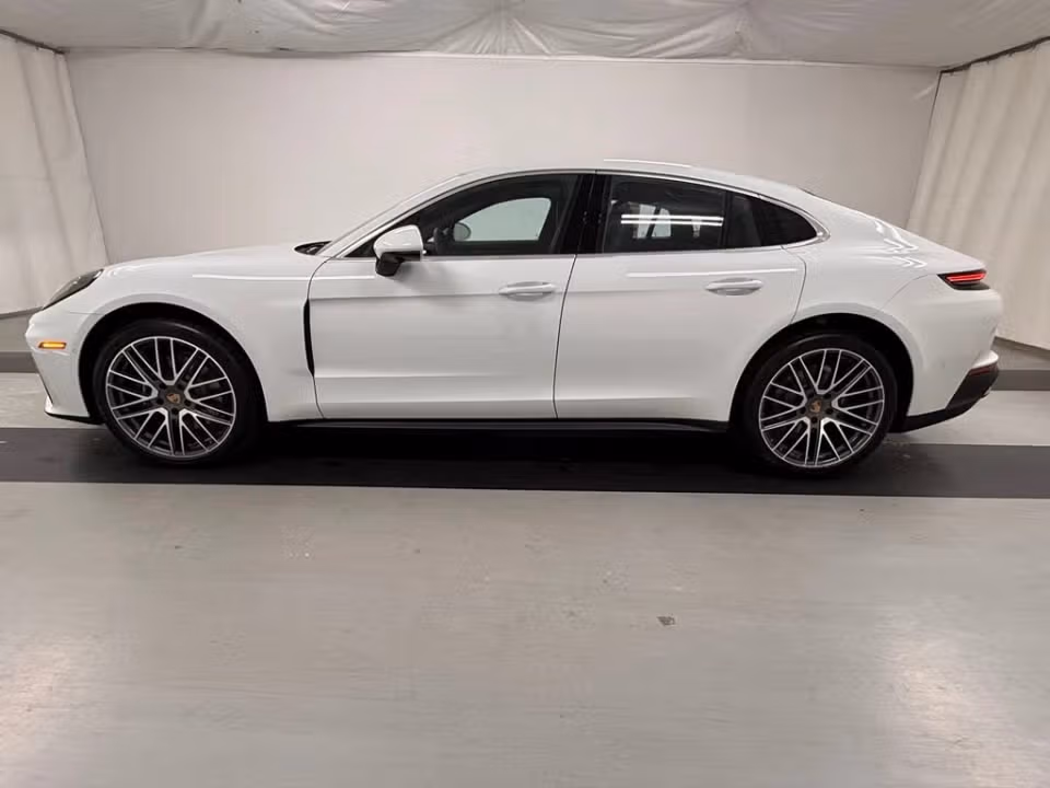 2026 Porsche Panamera Base - Photo 11
