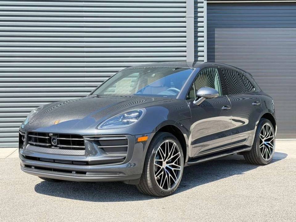 2026 Porsche Macan