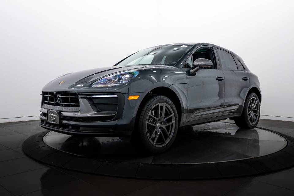 2026 Porsche Macan T