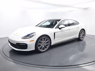 2021 Porsche Panamera 4's photo