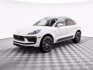 2026 Porsche Macan's photo