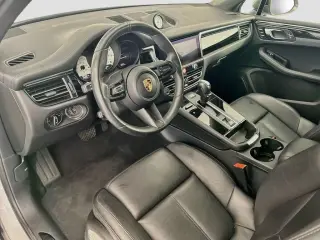 2025 Porsche Macan Base - Photo 29