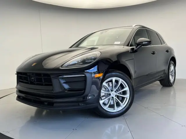2026 Porsche Macan - Photo 6