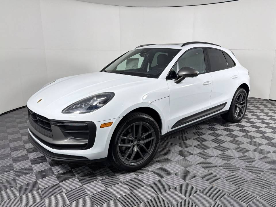 2026 Porsche Macan T